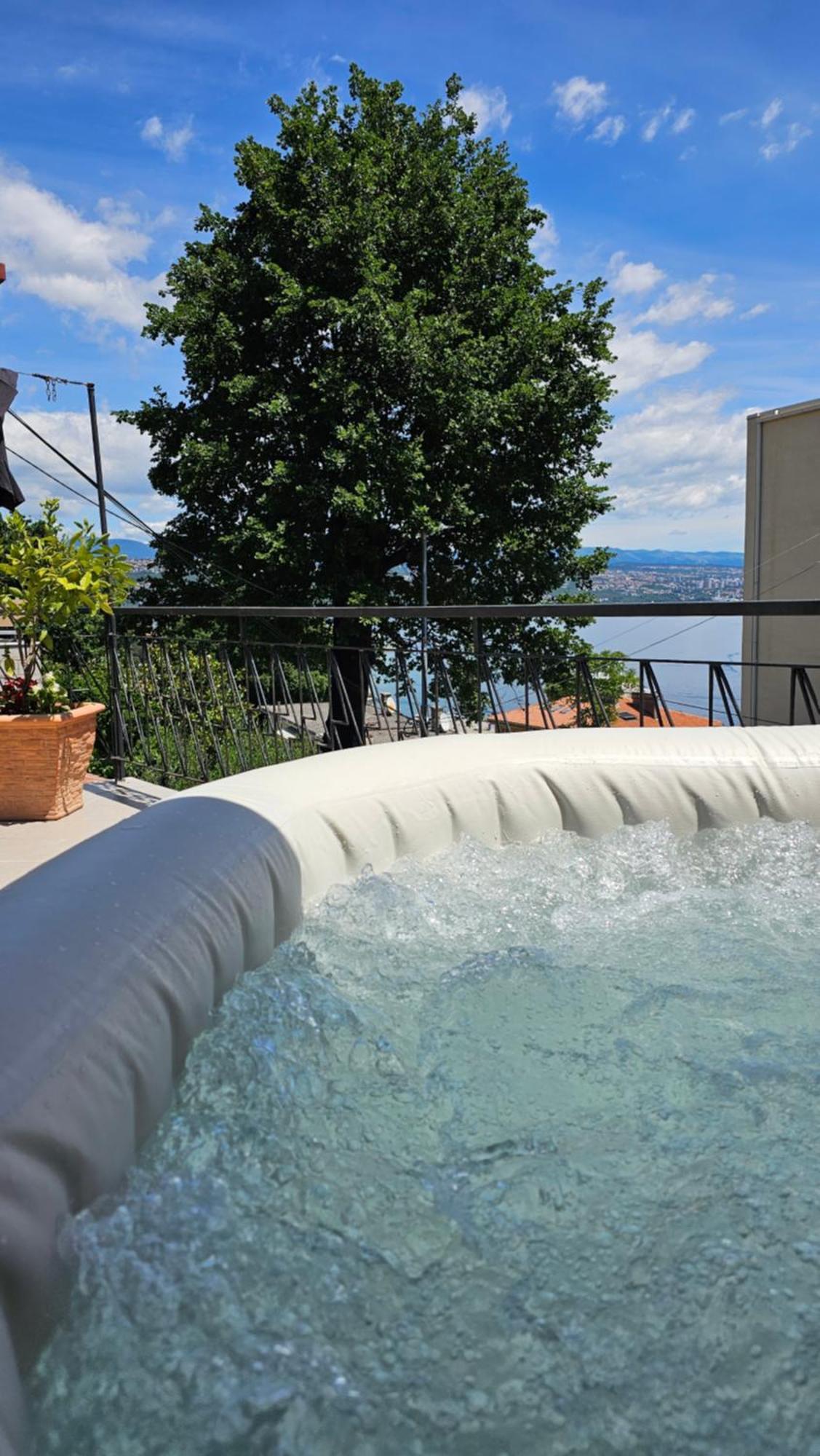 Apartament Elvira Opatija Zewnętrze zdjęcie